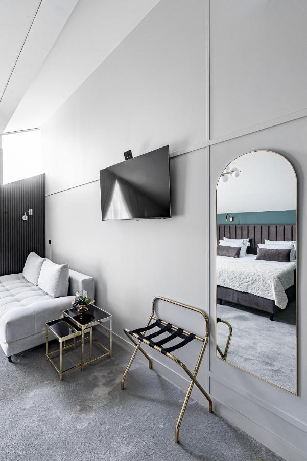 Oginski Hotel Plunge Εξωτερικό φωτογραφία