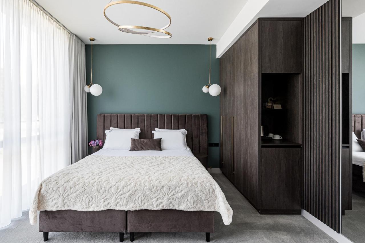 Oginski Hotel Plunge Εξωτερικό φωτογραφία